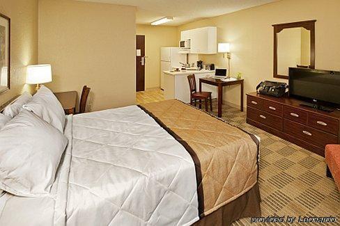 Extended Stay America Suites - Asheville - Tunnel Rd Room photo