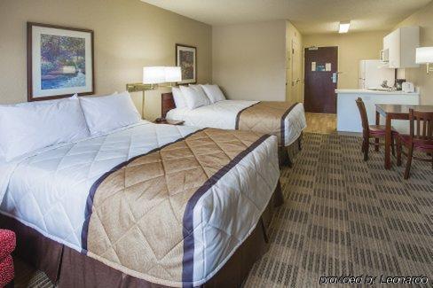 Extended Stay America Suites - Asheville - Tunnel Rd Room photo